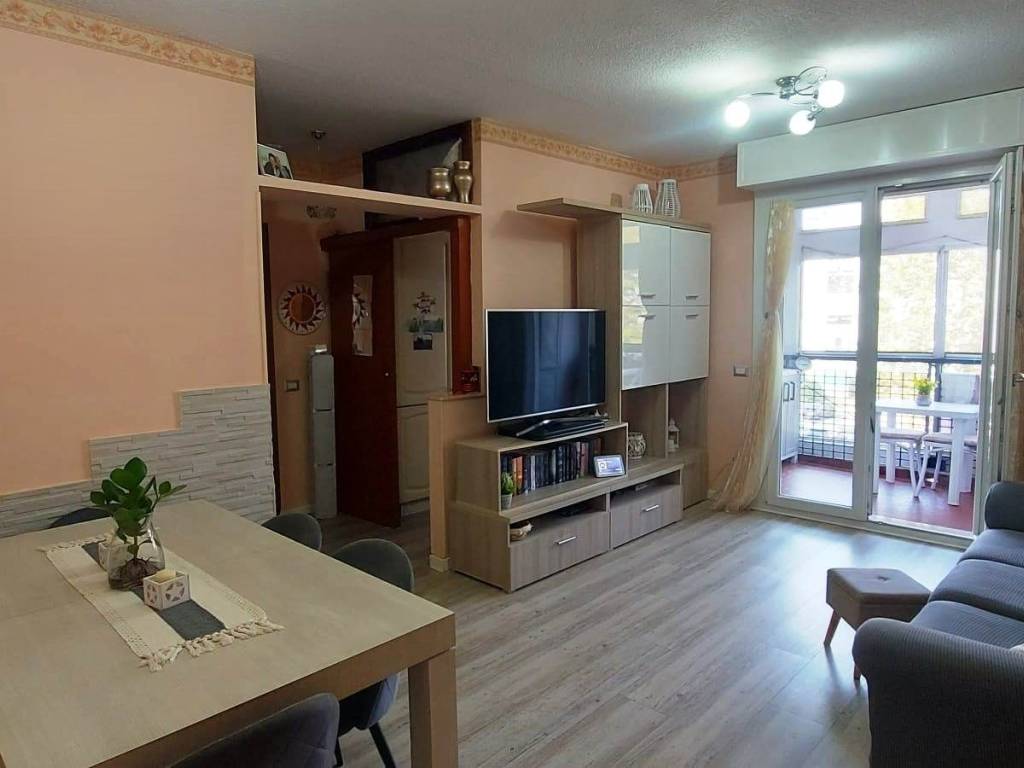 appartamento in vendita a Roma in zona Acilia