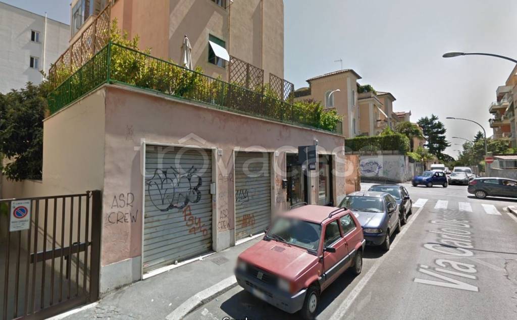 negozio in vendita a Roma in zona Appio Latino