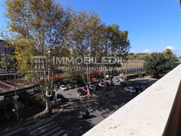 appartamento in vendita a Roma in zona Monte Sacro/Talenti
