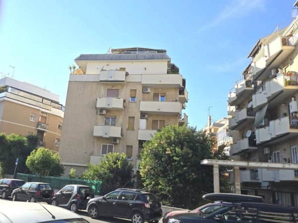 appartamento in vendita a Roma in zona Aurelio