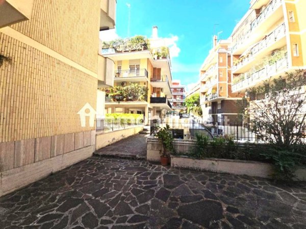 appartamento in vendita a Roma in zona Aurelio