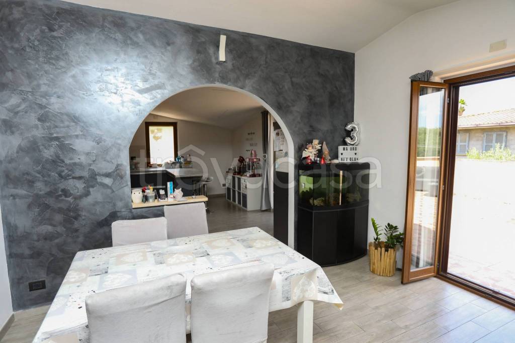 appartamento in vendita a Roma in zona Piana del Sole