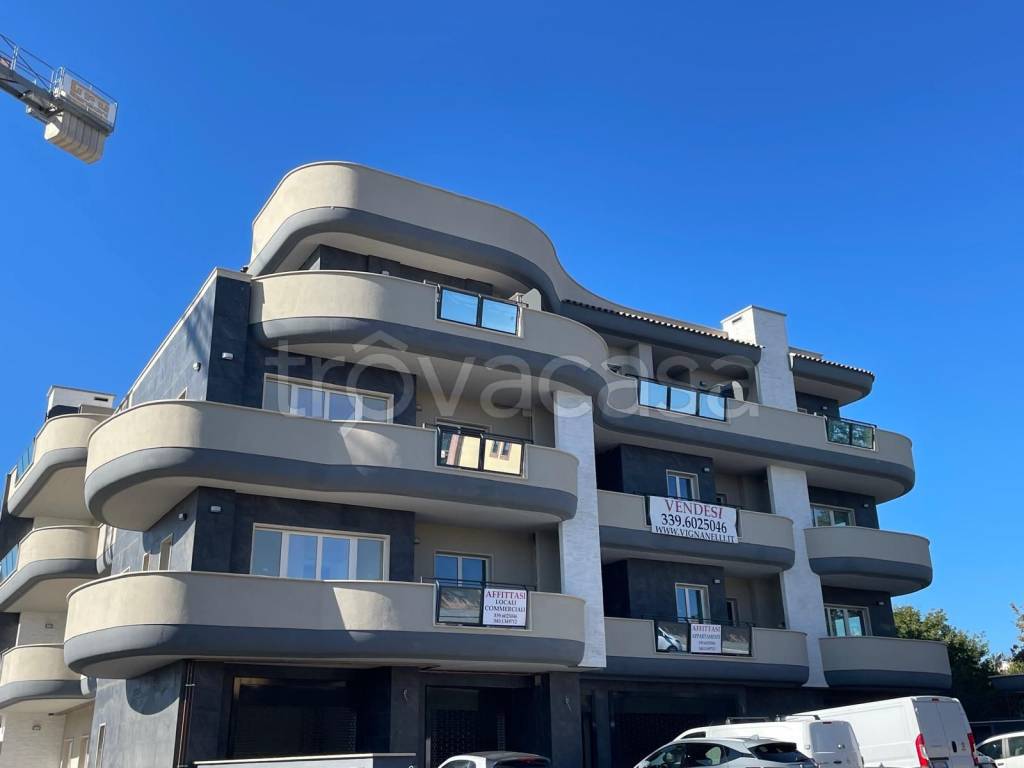 appartamento in vendita a Roma in zona Casalotti