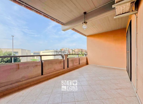 appartamento in vendita a Roma in zona Fonte Laurentina