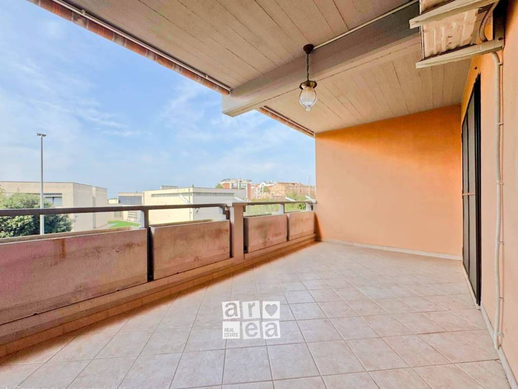 appartamento in vendita a Roma in zona Fonte Laurentina