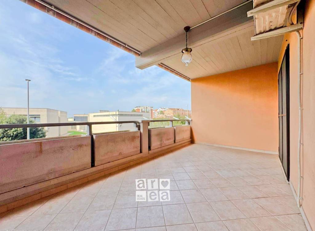 appartamento in vendita a Roma in zona Fonte Laurentina