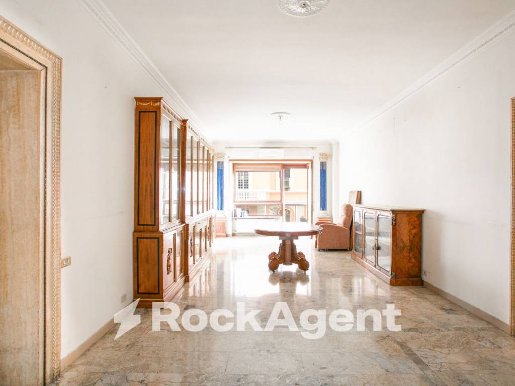 appartamento in vendita a Roma in zona Portuense