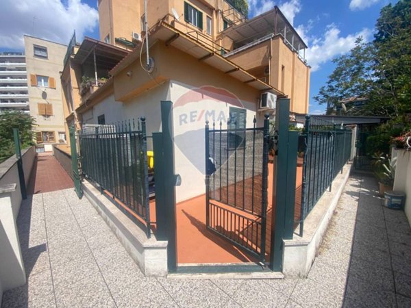 appartamento in vendita a Roma in zona Gianicolense