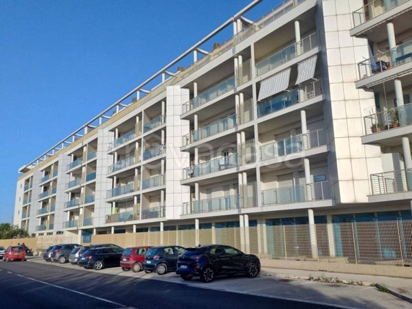 appartamento in vendita a Roma in zona Ostia