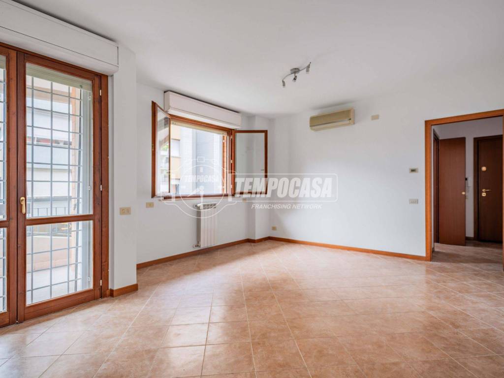 appartamento in vendita a Roma in zona Torrino