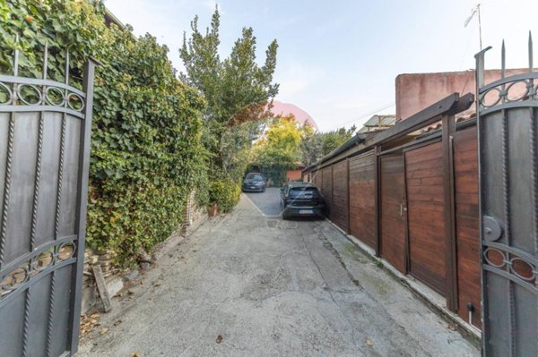 casa indipendente in vendita a Roma in zona Collatino