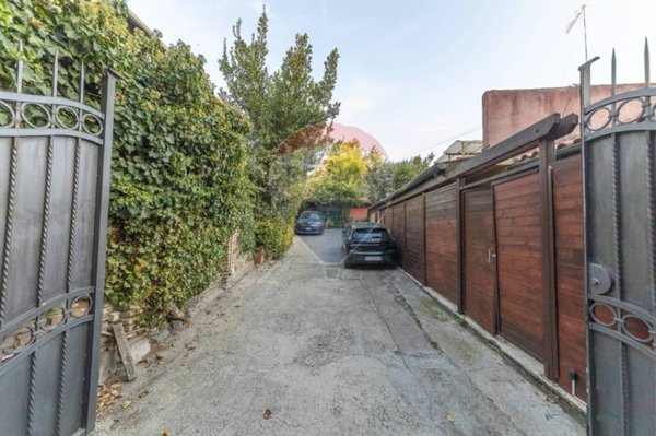 casa indipendente in vendita a Roma in zona Prenestino-Centocelle