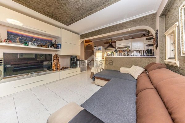 appartamento in vendita a Roma in zona Borghesiana
