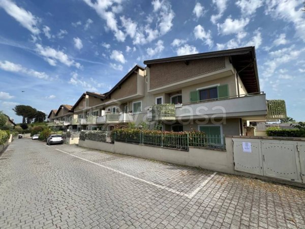 appartamento in vendita a Roma in zona Casalotti