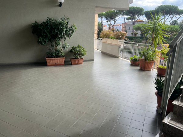 casa semindipendente in vendita a Roma in zona Montespaccato