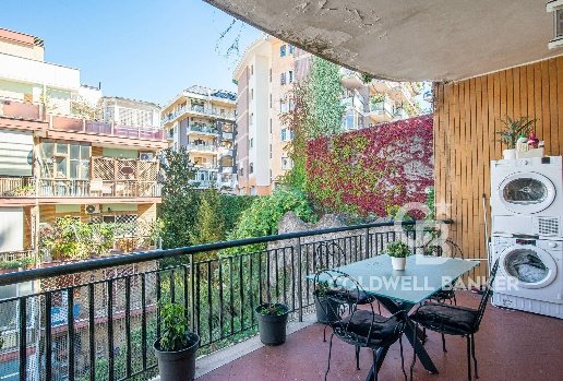 appartamento in vendita a Roma in zona Tomba di Nerone
