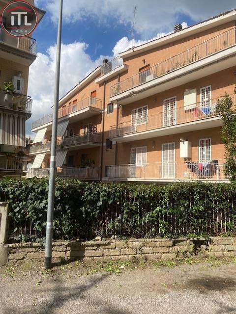 appartamento in vendita a Roma in zona Montespaccato