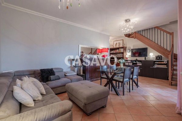 appartamento in vendita a Roma in zona Pantan Monastero