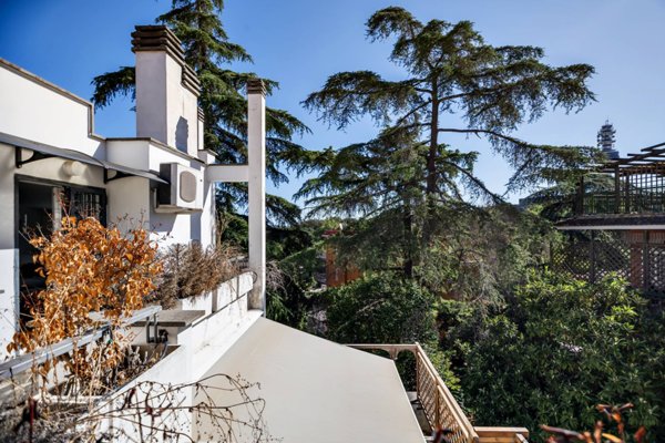 appartamento in vendita a Roma in zona Tomba di Nerone