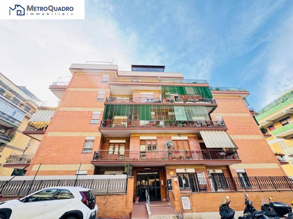 appartamento in vendita a Roma in zona Corviale
