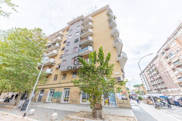 appartamento in vendita a Roma in zona Don Bosco