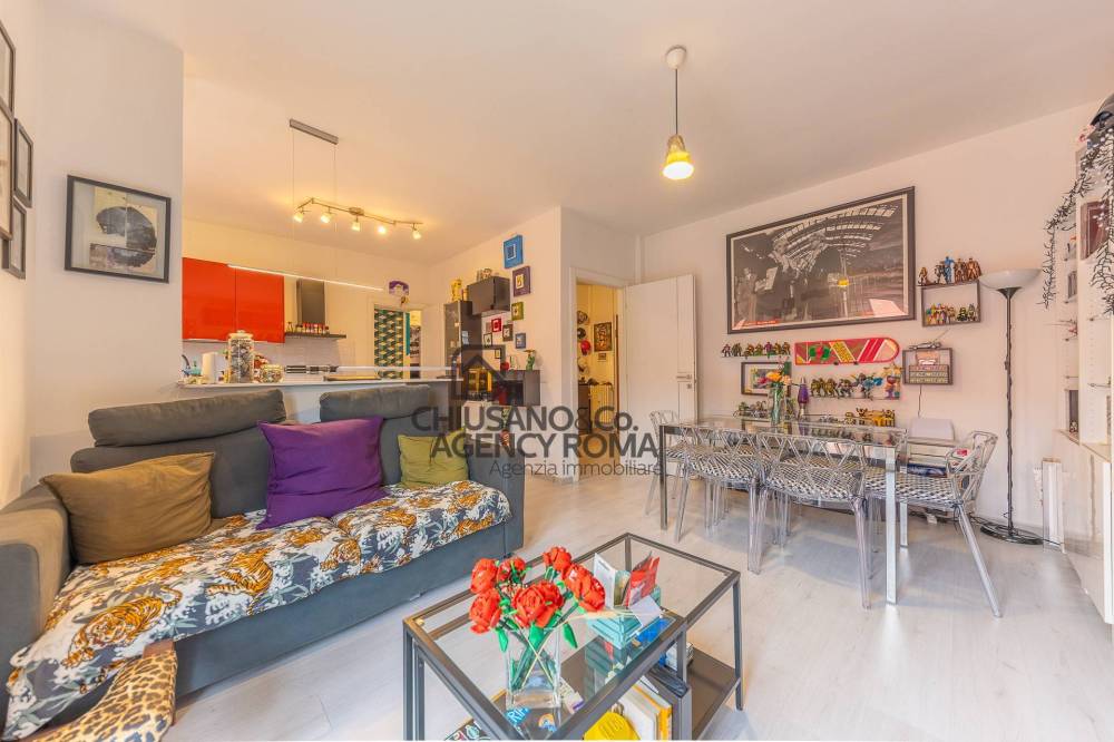 appartamento in vendita a Roma in zona Don Bosco