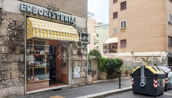 negozio in vendita a Roma
