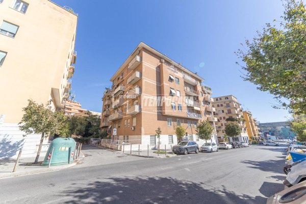 appartamento in vendita a Roma in zona Nomentano