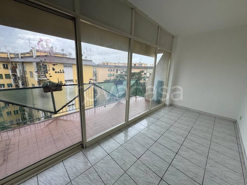 appartamento in vendita a Roma in zona Ardeatino