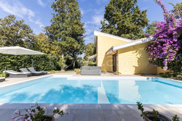 casa indipendente in vendita a Roma in zona Olgiata