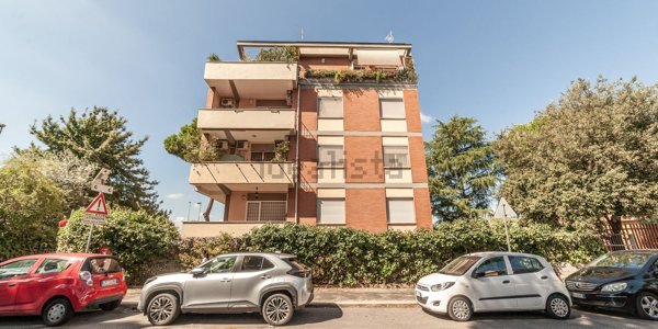 appartamento in vendita a Roma in zona Monte Sacro/Talenti