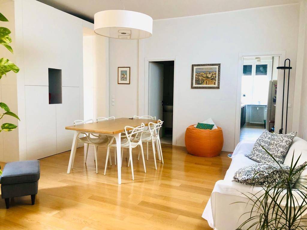 appartamento in vendita a Roma in zona Appio Latino