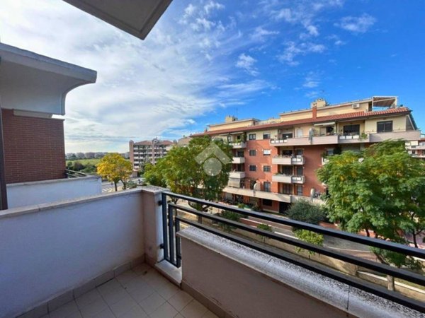 appartamento in vendita a Roma in zona Mezzocammino