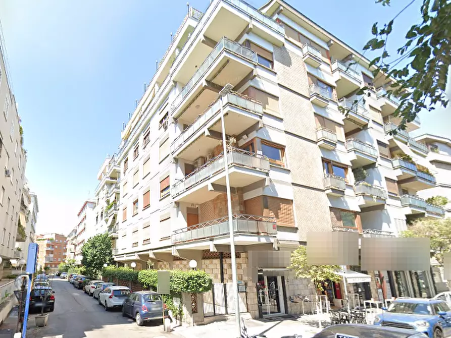 appartamento in vendita a Roma in zona Nomentano