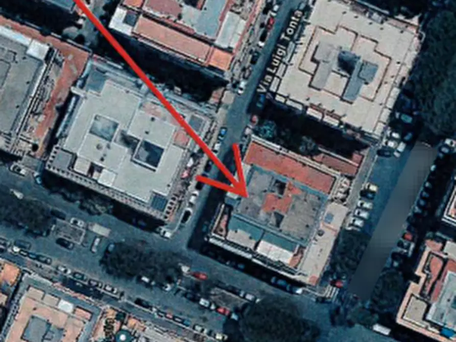 negozio in vendita a Roma in zona Ostia