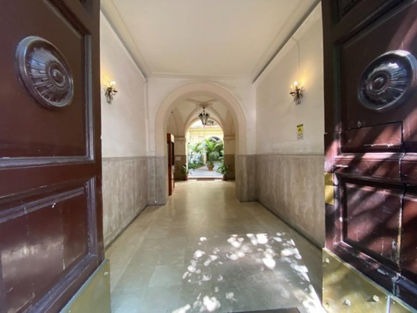 appartamento in vendita a Roma in zona Trastevere