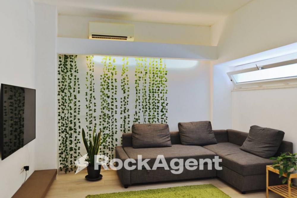 appartamento in vendita a Roma in zona Ostia