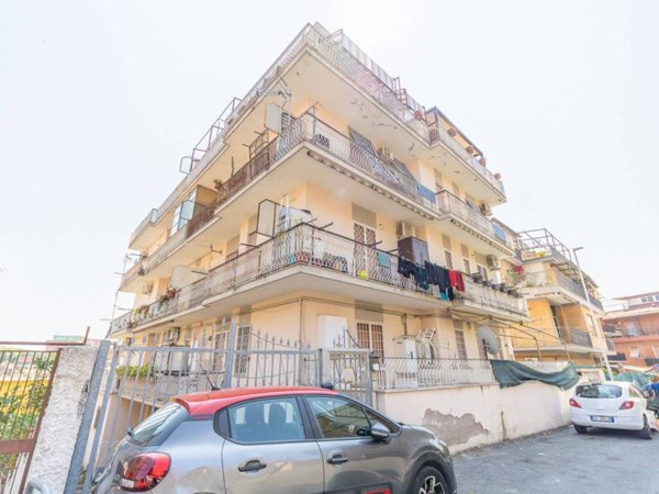 appartamento in vendita a Roma in zona Portuense