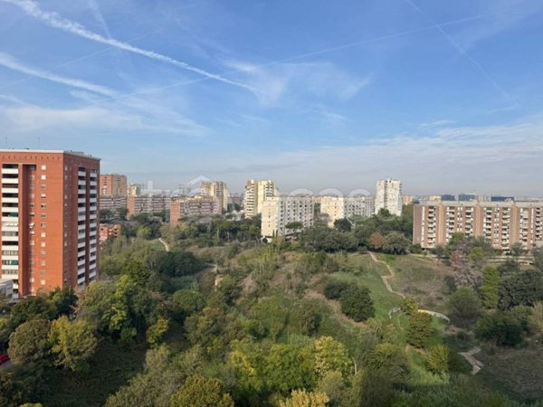 appartamento in vendita a Roma in zona Ostiense