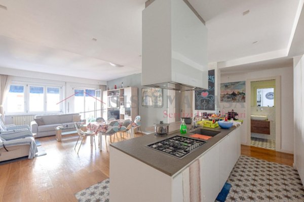 appartamento in vendita a Roma in zona Ostia