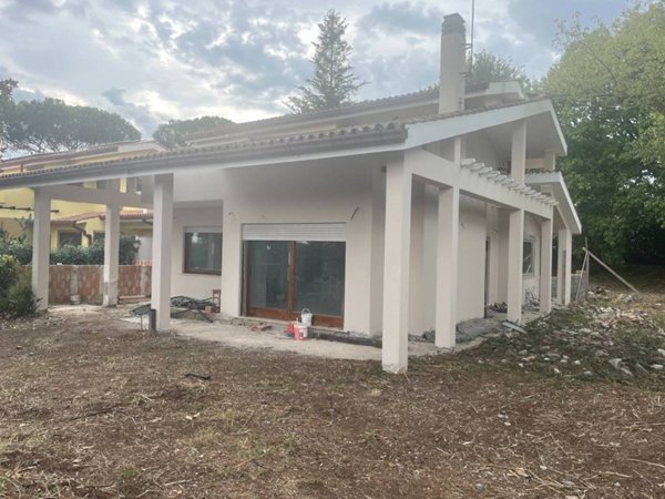 casa indipendente in vendita a Roma in zona Olgiata