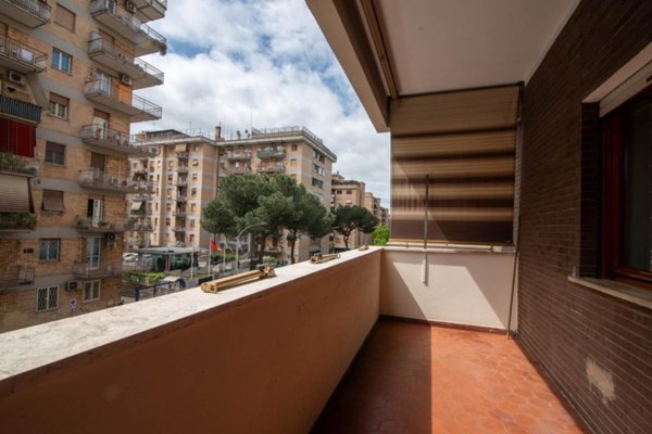 appartamento in vendita a Roma in zona Don Bosco