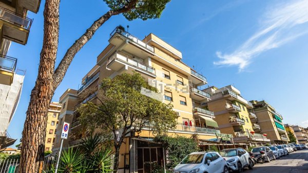 appartamento in vendita a Roma in zona Torrevecchia