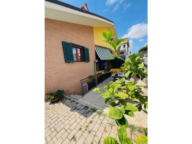 casa indipendente in vendita a Roma in zona Dragona/Bagnoletto