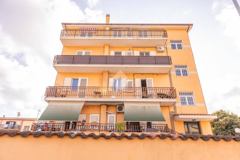 appartamento in vendita a Roma in zona Finocchio