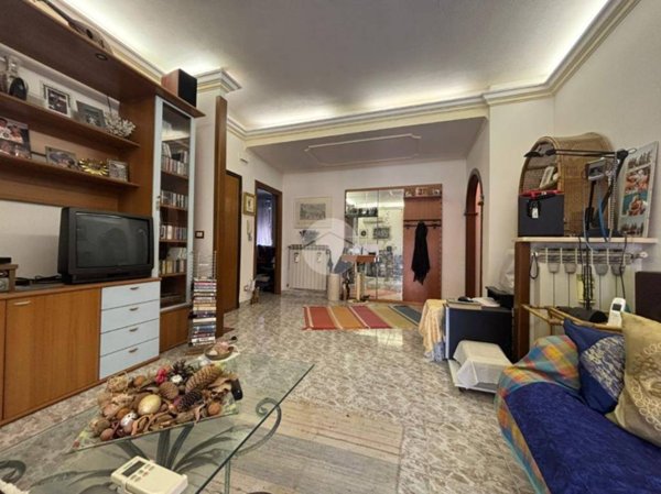 appartamento in vendita a Roma in zona Massimina/Casal Lumbroso