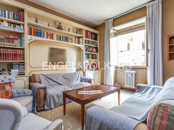appartamento in vendita a Roma in zona Gianicolense