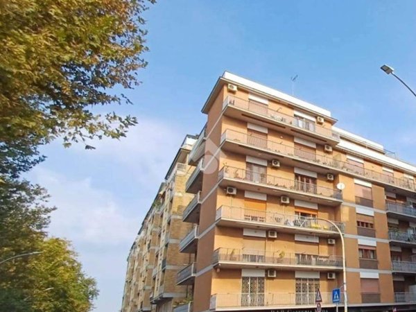 appartamento in vendita a Roma in zona Collatino