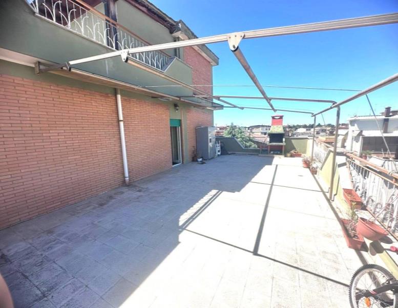 appartamento in vendita a Roma in zona Borghesiana
