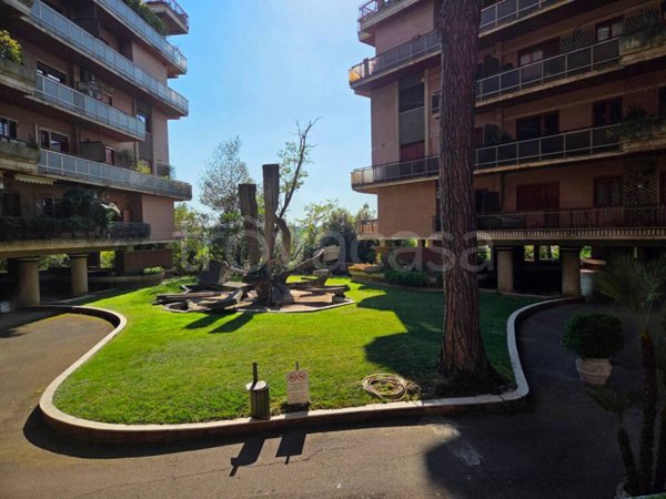appartamento in vendita a Roma in zona Tor di Quinto